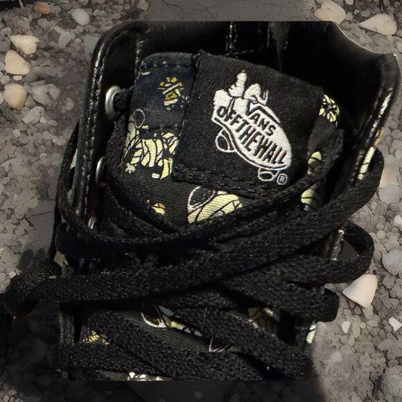 Vans x Peanuts Sk8-HiSnoopy Mummies Glow Black, Kids 6.5 - Picture 5 of 13